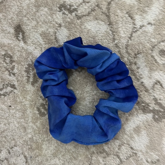 Lululemon sz8 pants and visor & scrunchie - Picture 7 of 7